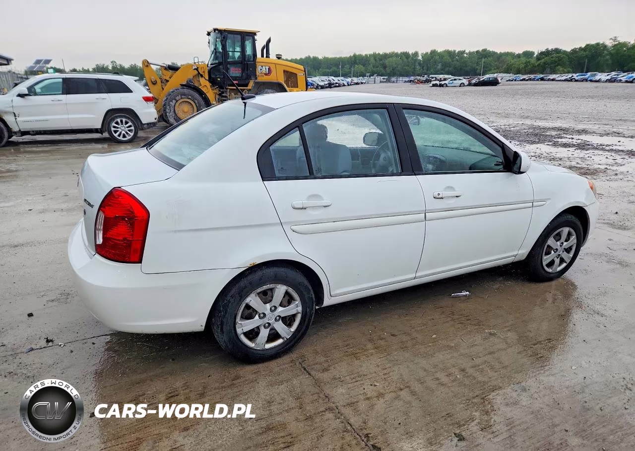 2010 Hyundai Accent Gls VIN:KMHCN4AC5AU488799 - 3