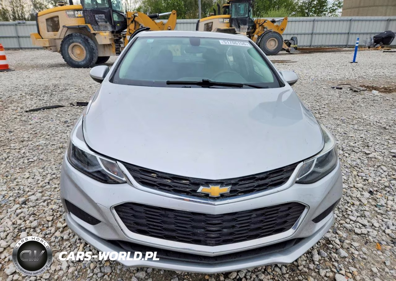2017 Chevrolet Cruze Lt VIN:1G1BE5SM7H7274007 - 5