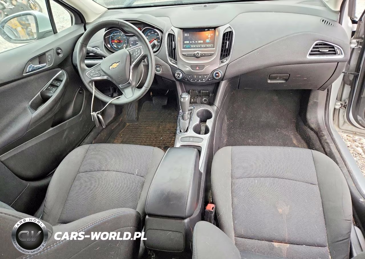 2017 Chevrolet Cruze Lt VIN:1G1BE5SM7H7274007 - 8