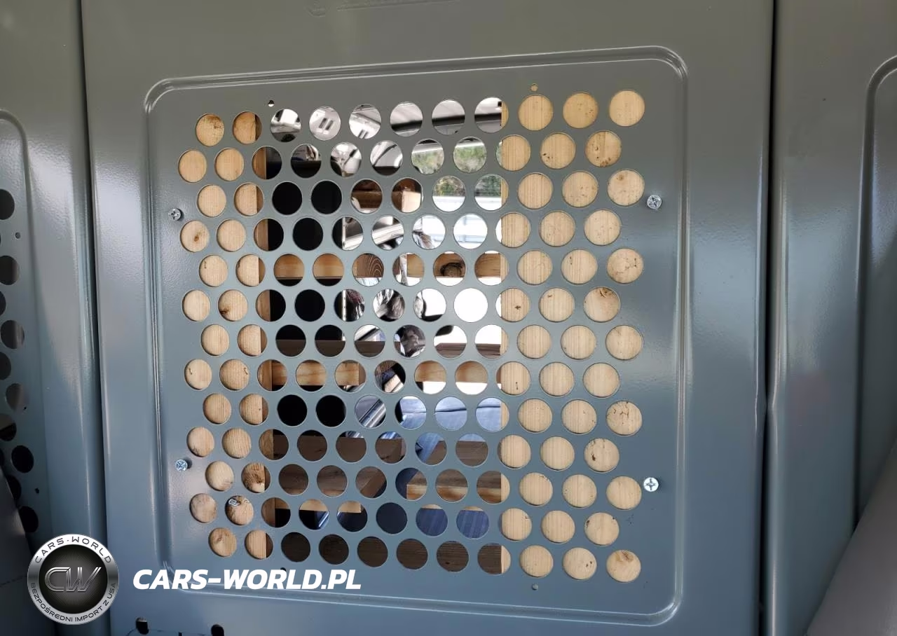 2023 GMC Savana G2500 VIN:1GTW7AFP9P1172662 - 10