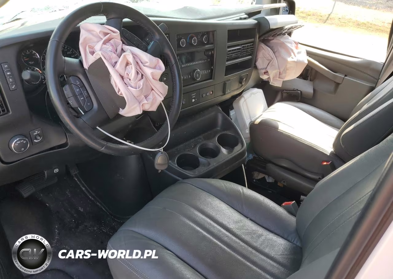 2023 GMC Savana G2500 VIN:1GTW7AFP9P1172662 - 8
