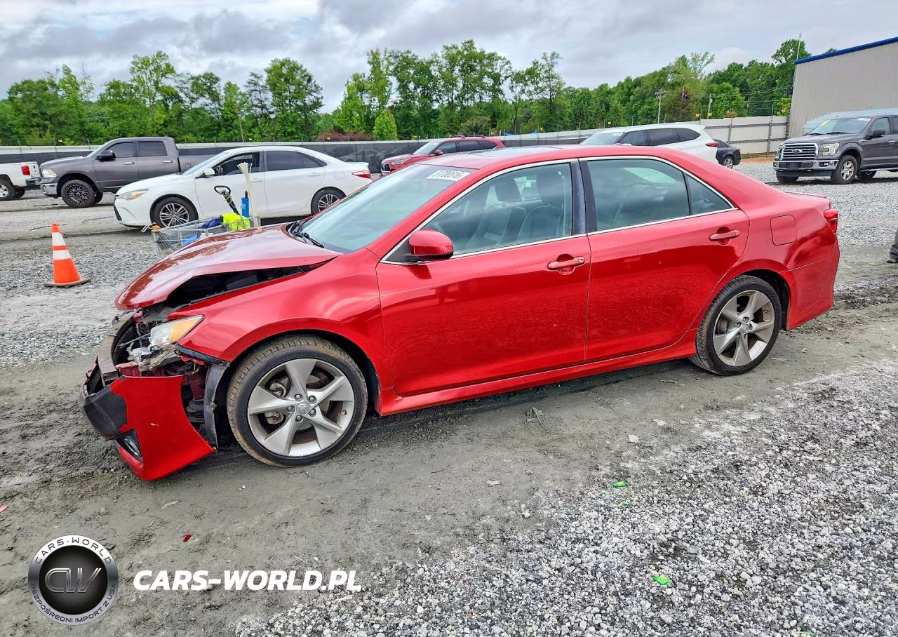 2012 Toyota Camry Se Sport Limited Edition – zdjęcie 1 z 12