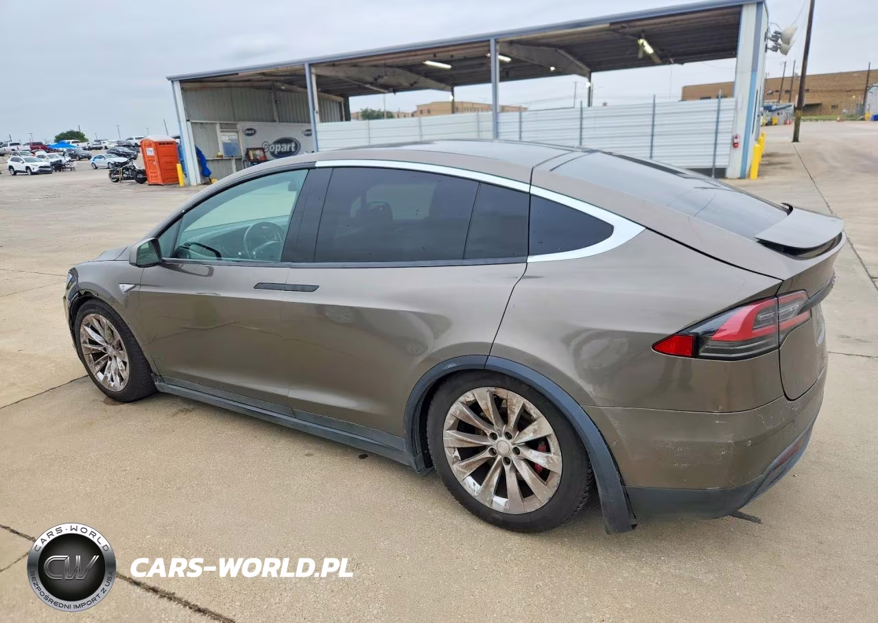 2016 Tesla Model X VIN:5YJXCAE47GFS00618 - 2