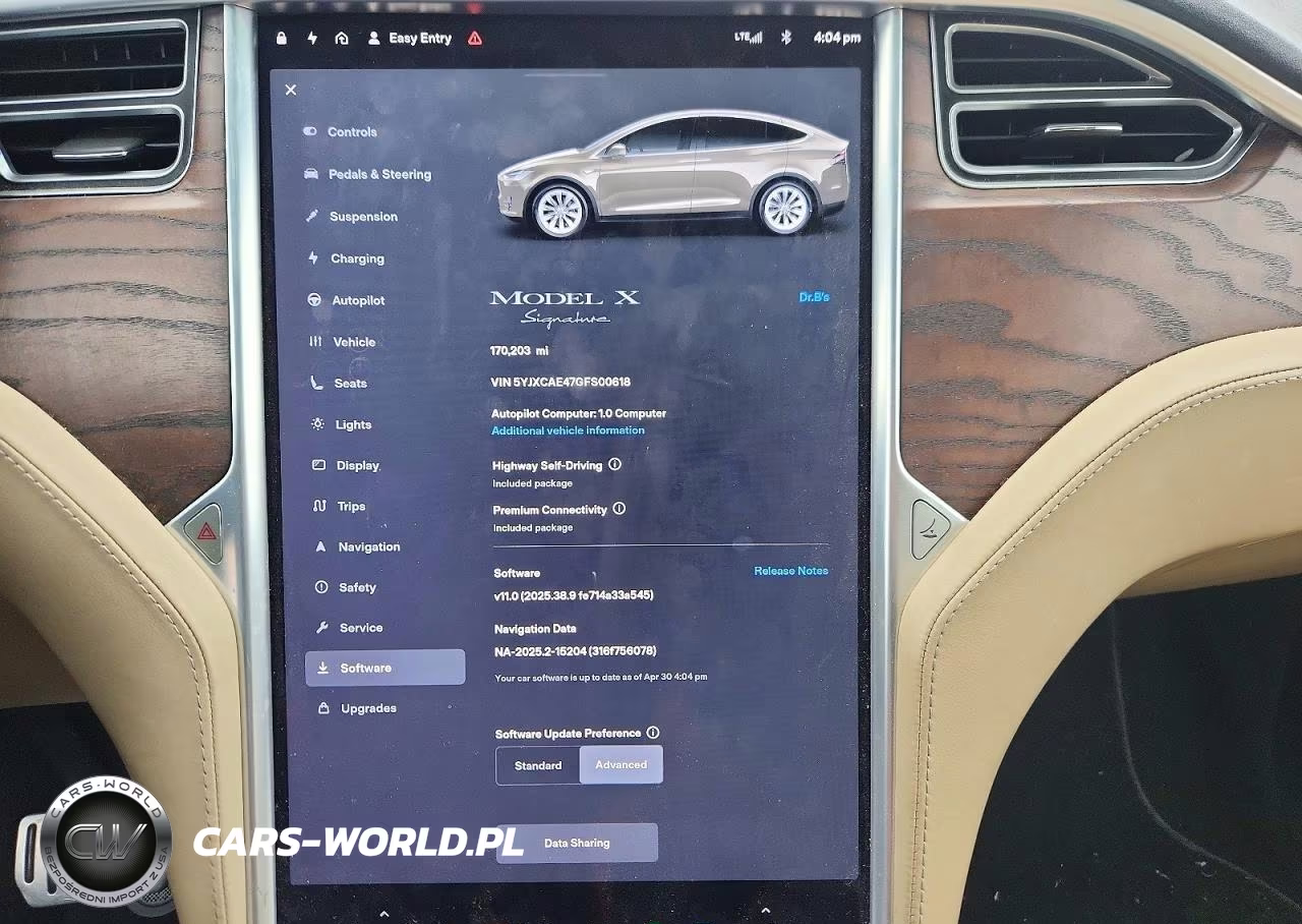 2016 Tesla Model X VIN:5YJXCAE47GFS00618 - 9