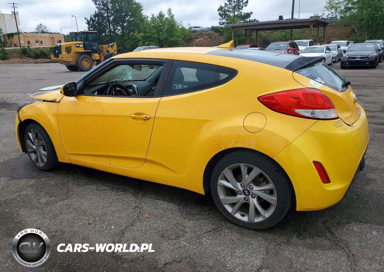 2016 Hyundai Veloster Base VIN:KMHTC6ADXGU275334 - 2