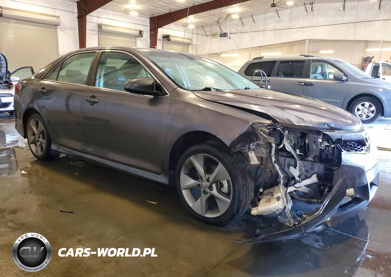 2014 Toyota Camry VIN:4T1BF1FK7EU455087 - 4