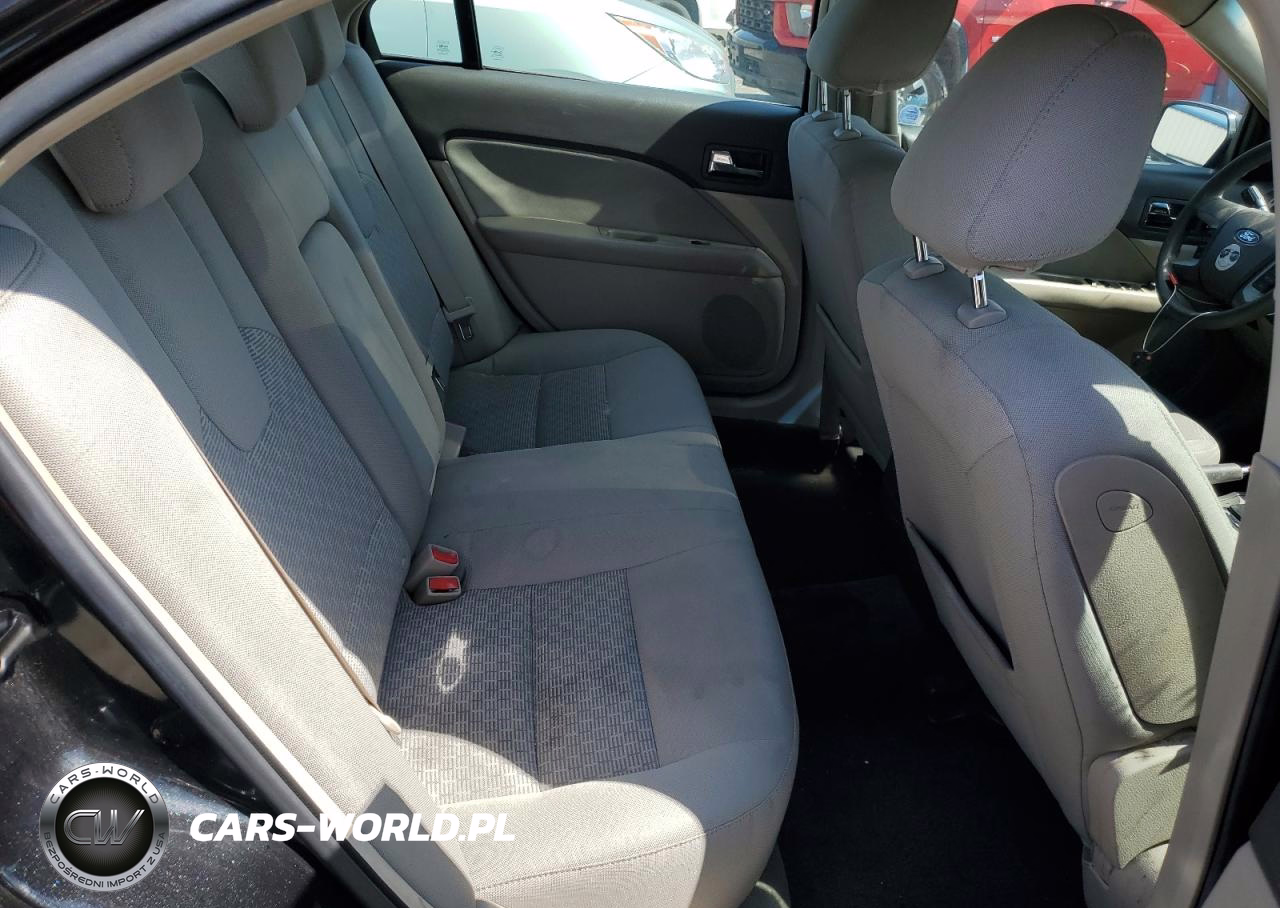 2010 Ford Fusion Se VIN:3FAHP0HAXAR357043 - 10