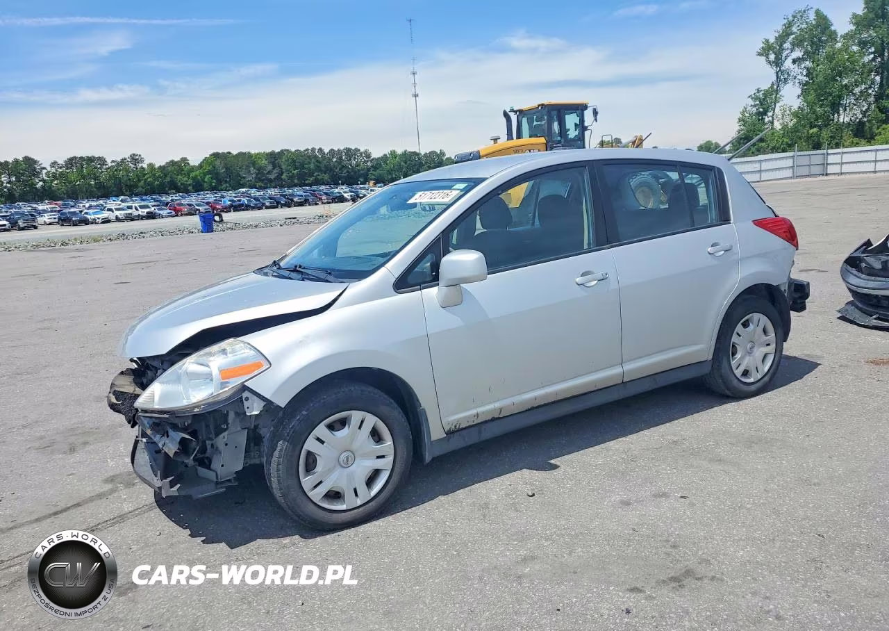 2011 Nissan Versa 1.8 S