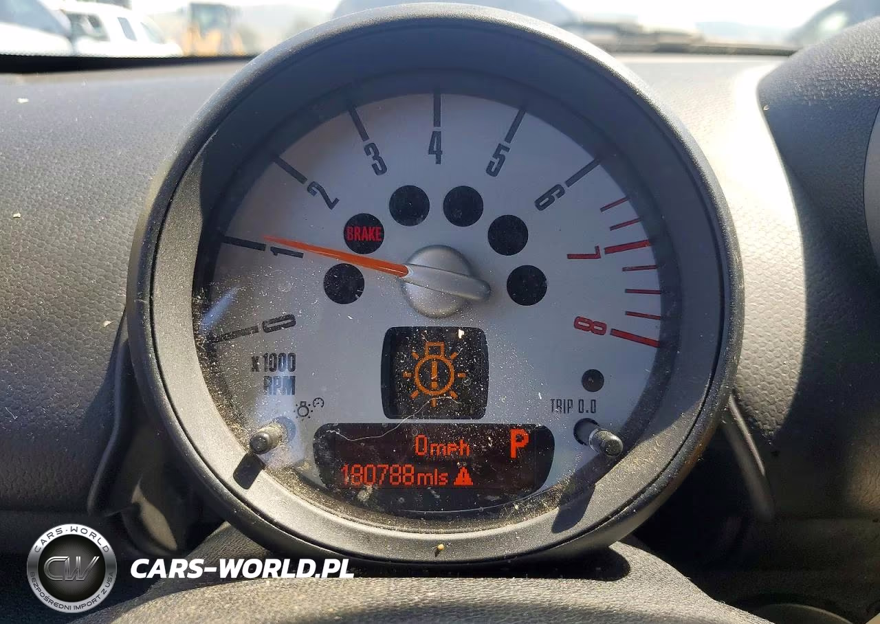 2011 Mini Cooper Countryman VIN:WMWZB3C52BWM01315 - 9