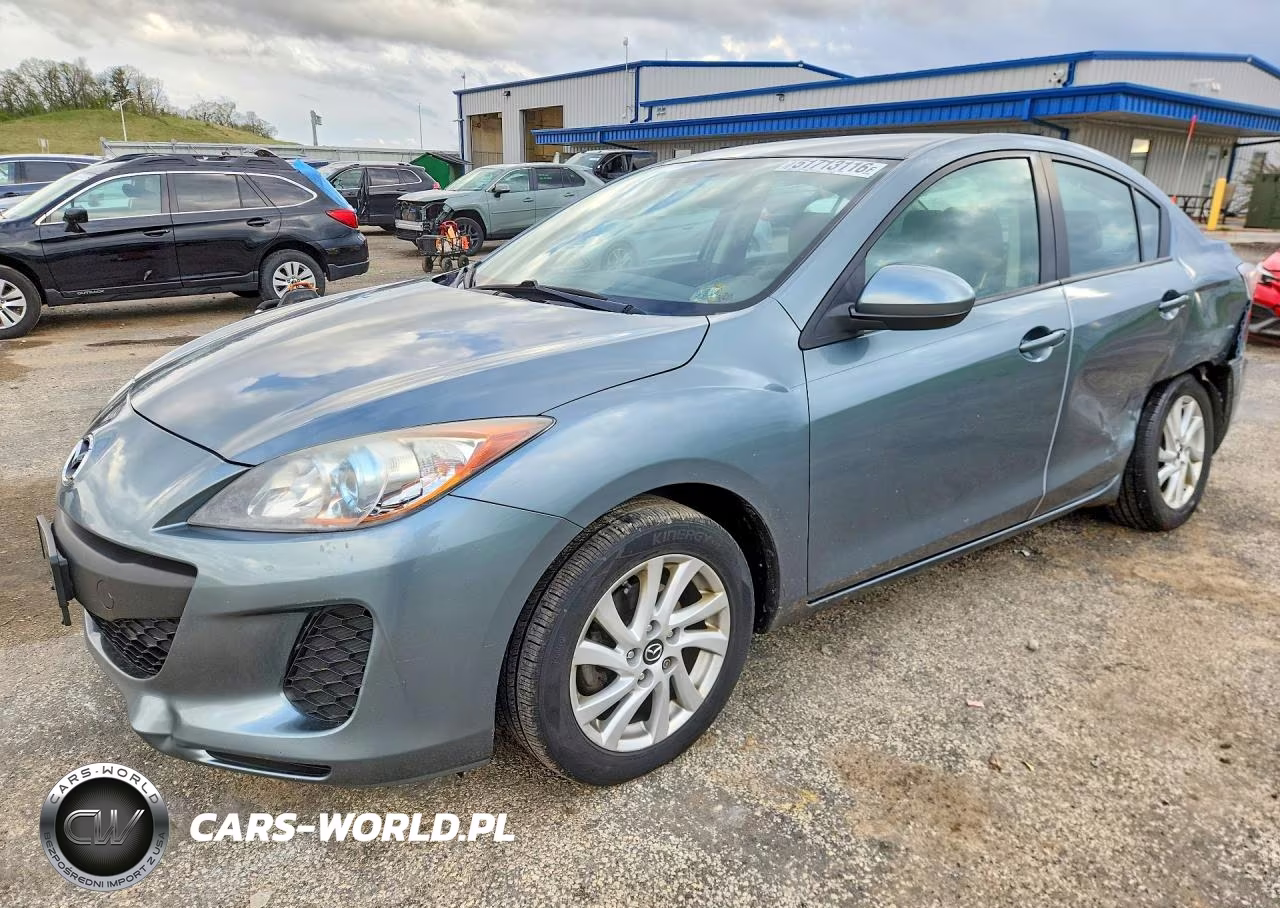2013 Mazda 3 I