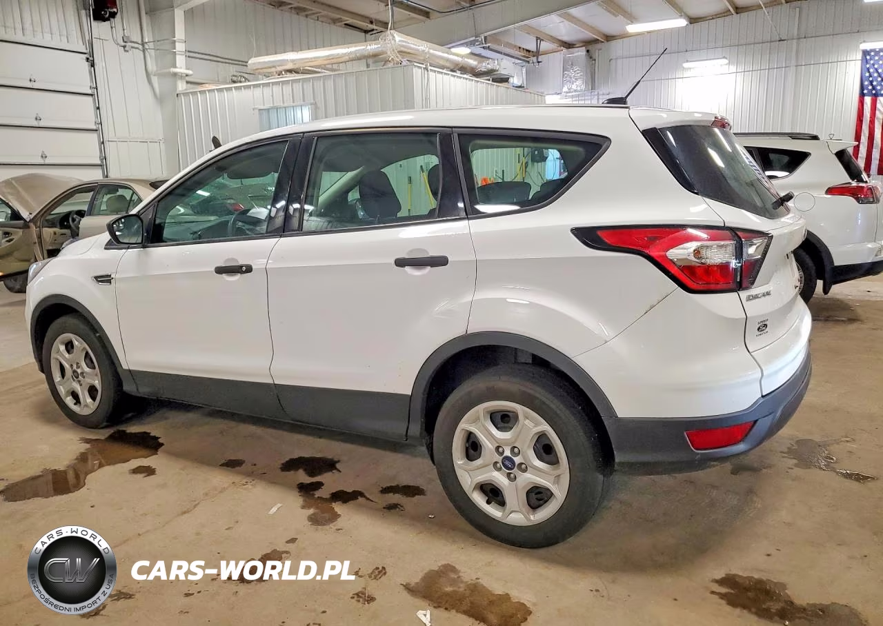2018 Ford Escape S VIN:1FMCU0F76JUD21438 - 2