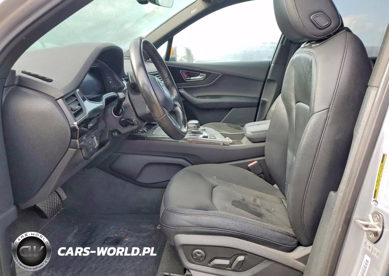 2017 Audi Q7 Premium Plus VIN:WA1LAAF7XHD021182 - 7