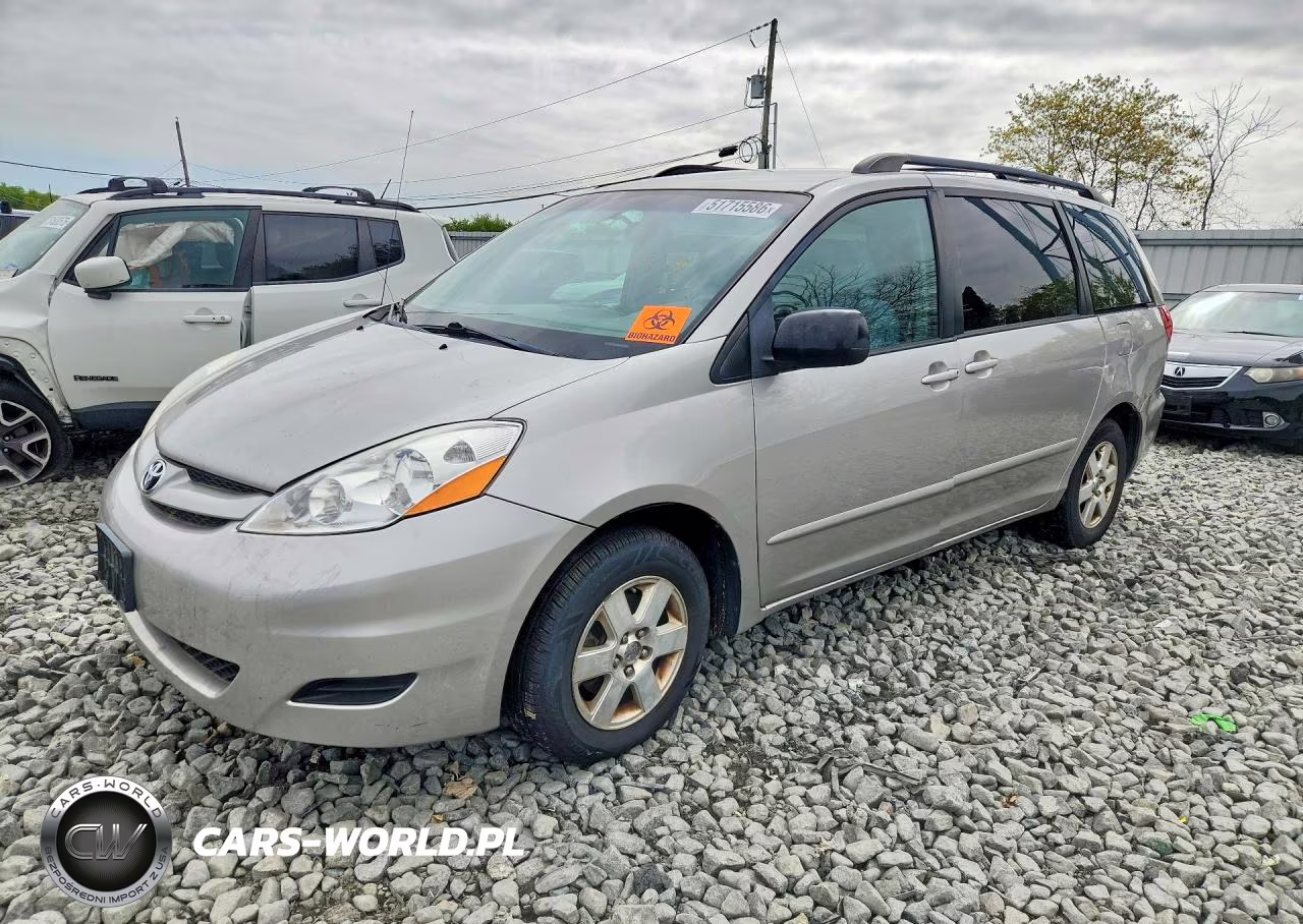 2008 Toyota Sienna Le 8-Passenger