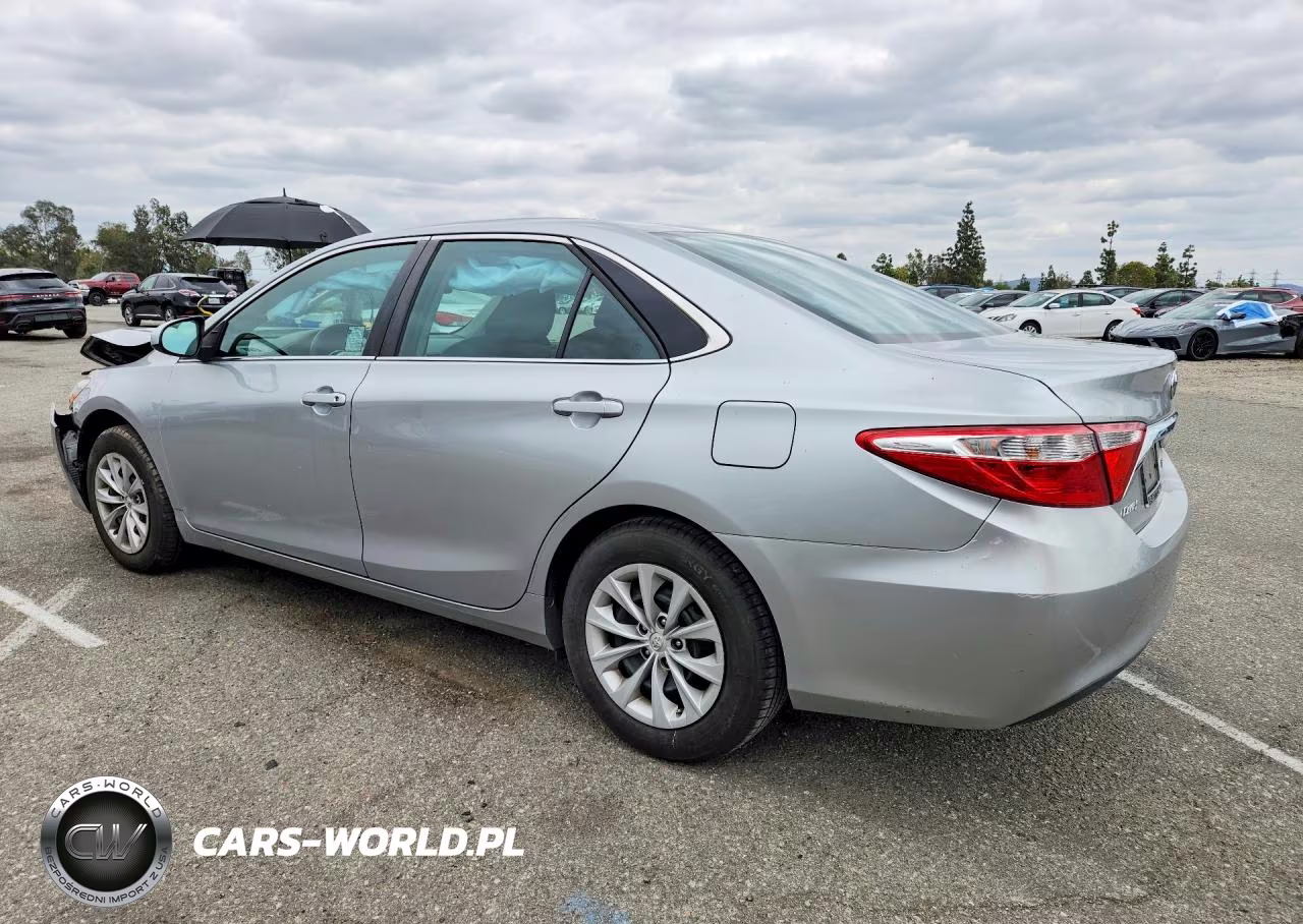 2016 Toyota Camry Le VIN:4T4BF1FK6GR582468 - 2