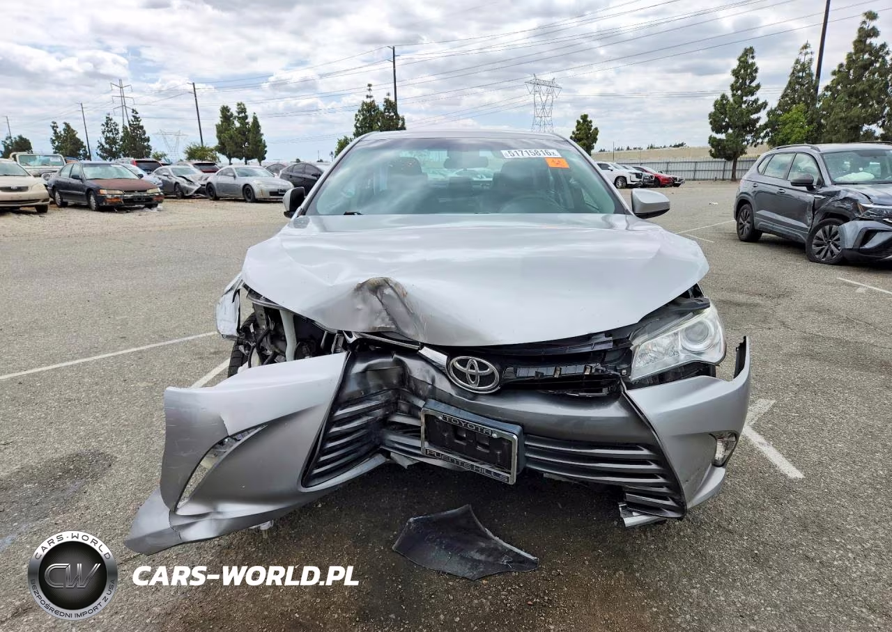 2016 Toyota Camry Le VIN:4T4BF1FK6GR582468 - 5