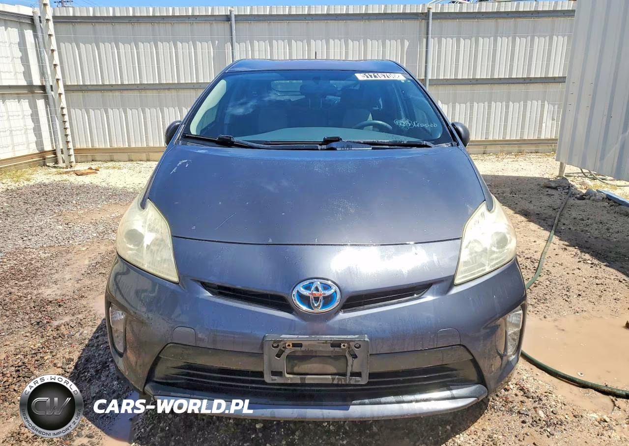 2013 Toyota Prius One VIN:JTDKN3DU6D1692290 - 5