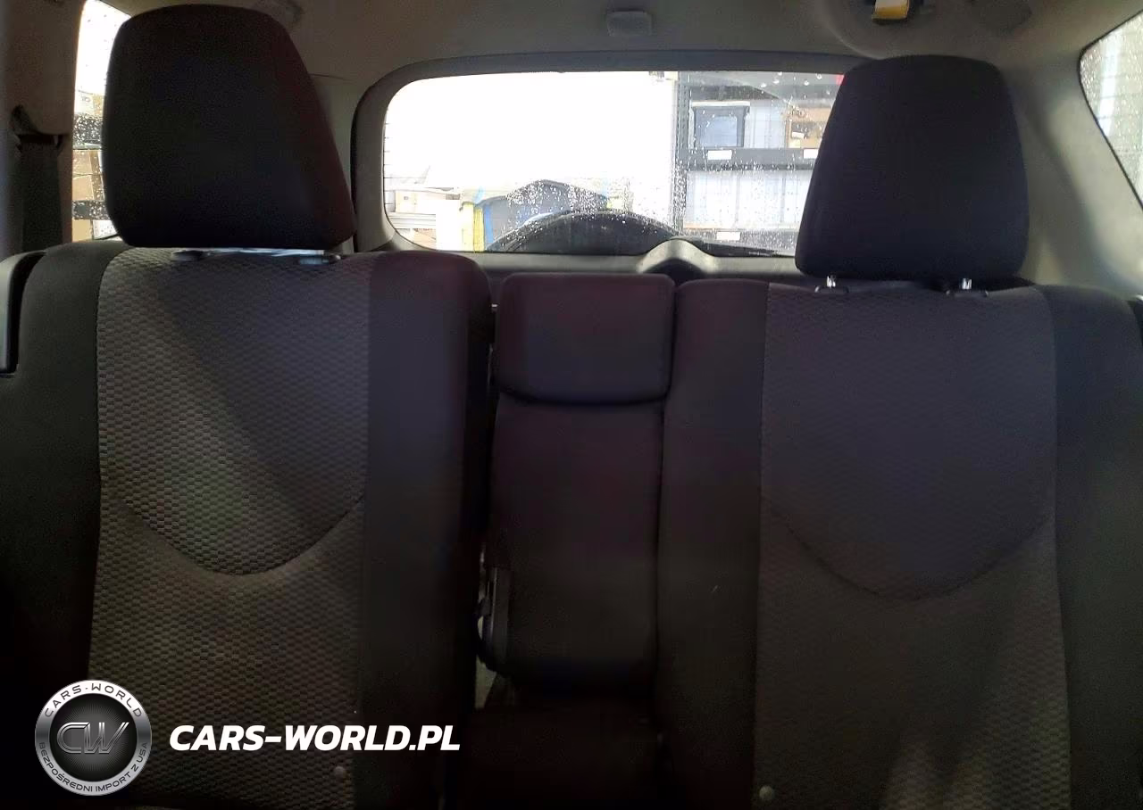 2011 Toyota Rav4 Sport VIN:2T3RF4DV9BW166356 - 10