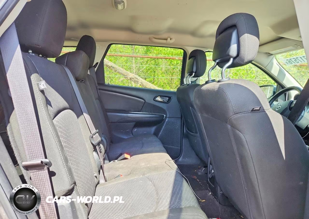 2019 Dodge Journey Se VIN:3C4PDCAB4KT797668 - 11