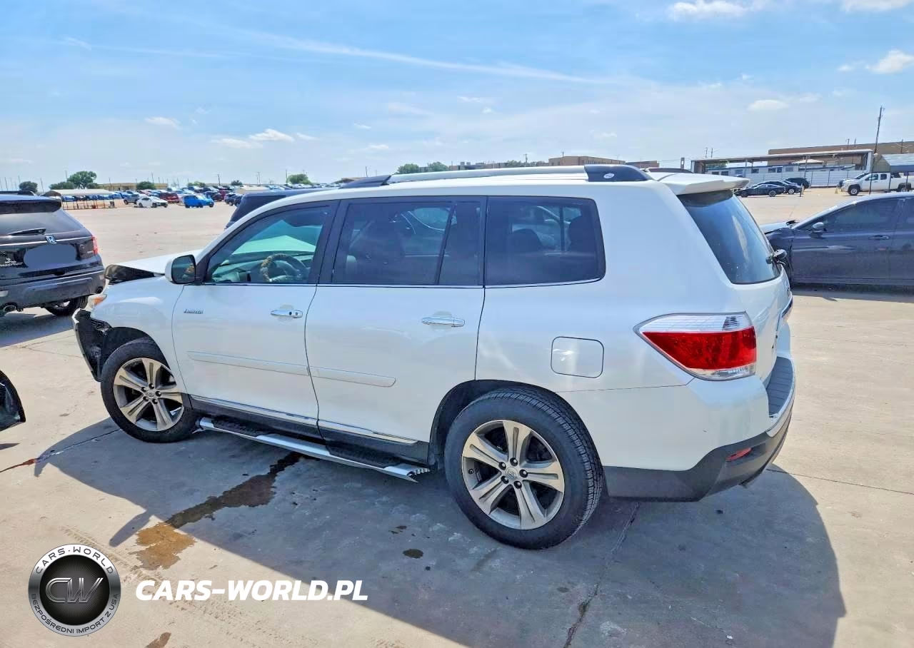 2011 Toyota Highlander Limited VIN:5TDYK3EHXBS045587 - 3