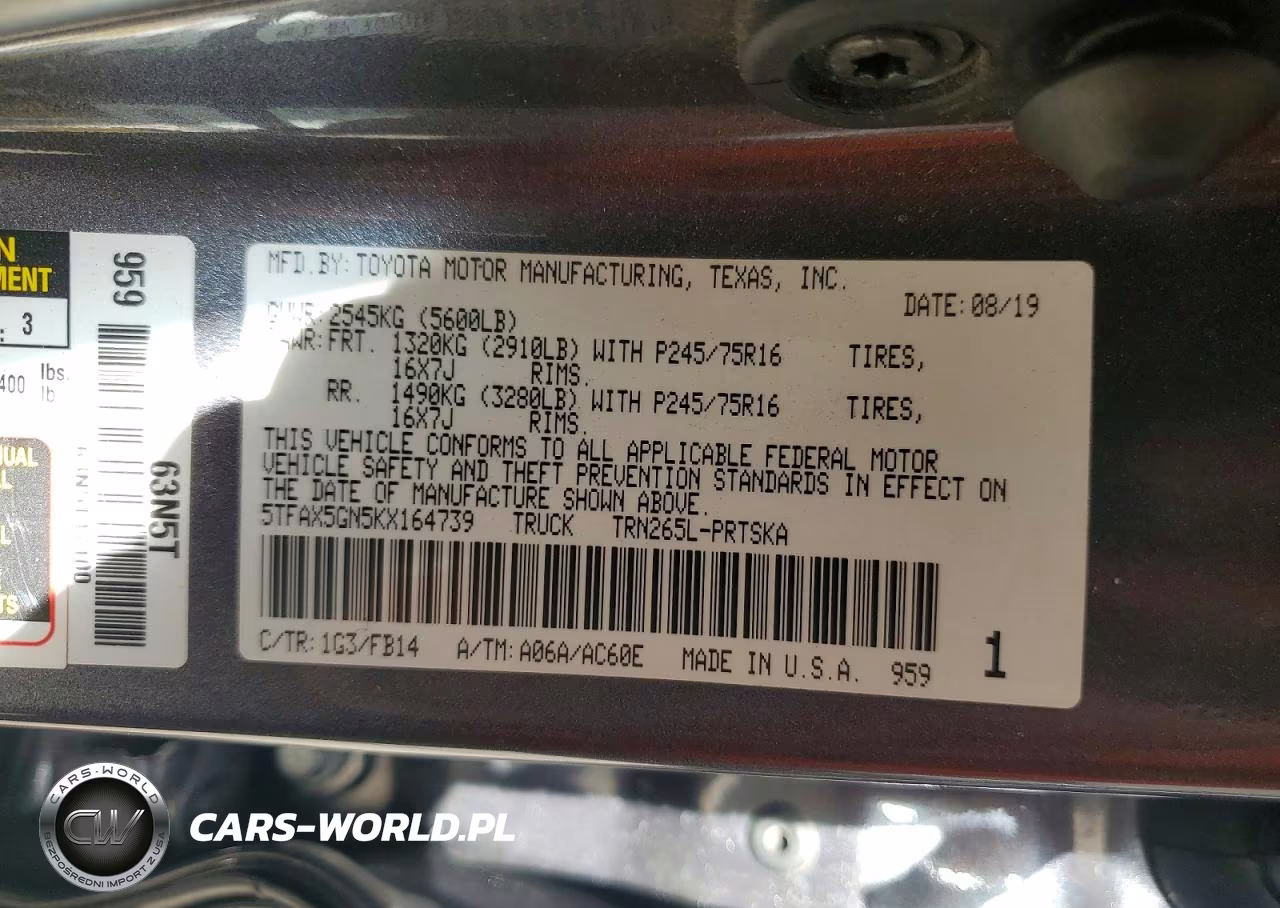 2019 Toyota Tacoma Sr VIN:5TFAX5GN5KX164739 - 12