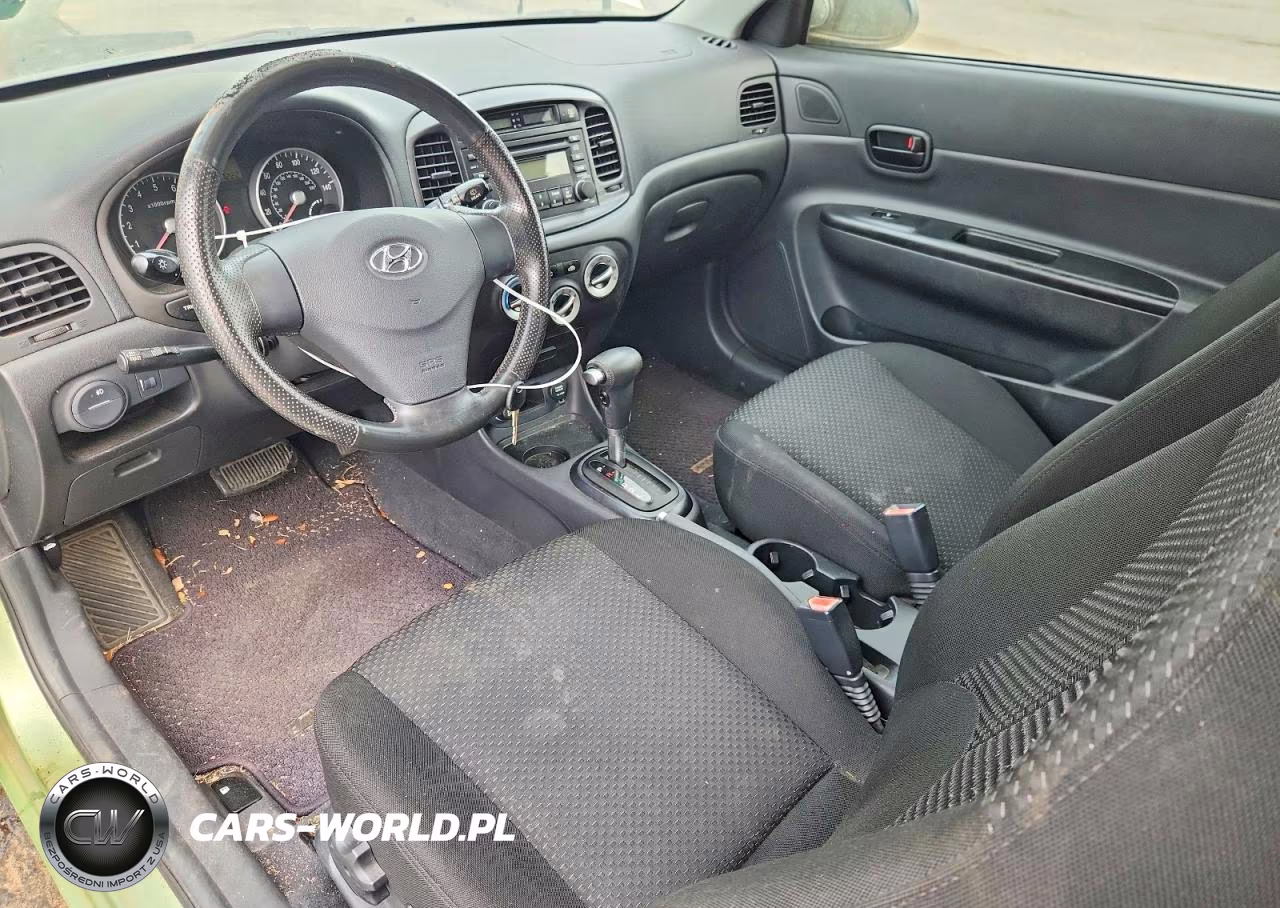 2007 Hyundai Accent Se VIN:KMHCN36C37U008559 - 8