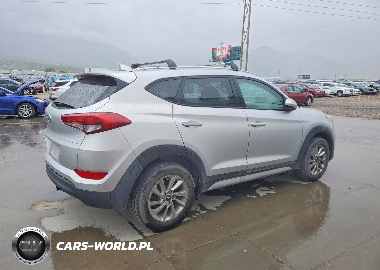 2018 Hyundai Tucson Sel VIN:KM8J33A42JU690791 - 3