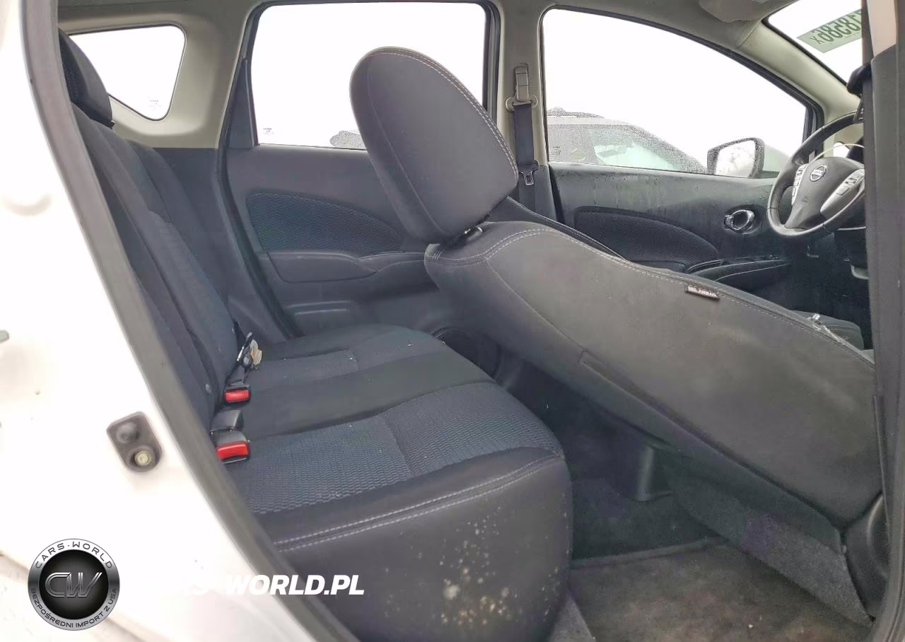 2015 Nissan Versa VIN:3N1CE2CP9FL369909 - 10