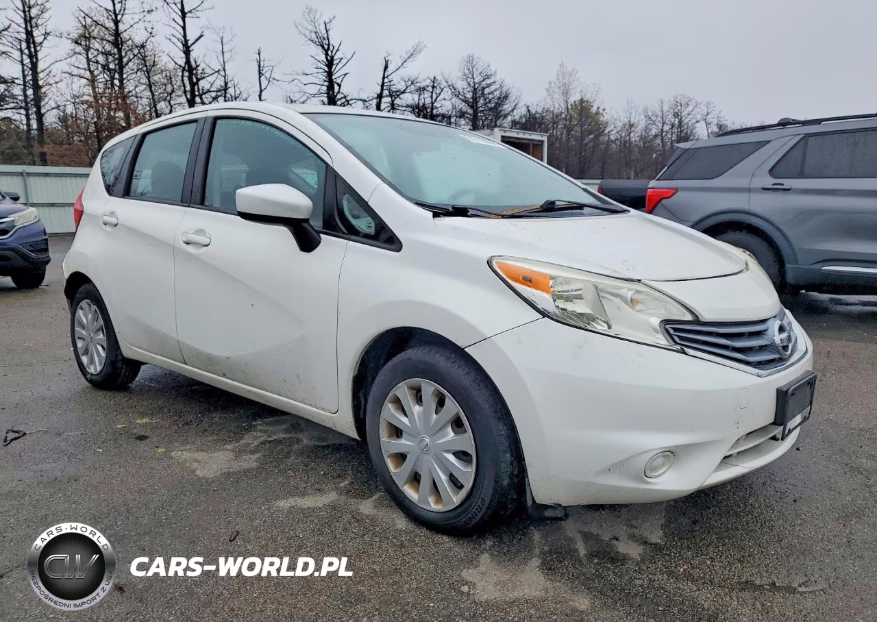 2015 Nissan Versa VIN:3N1CE2CP9FL369909 - 4