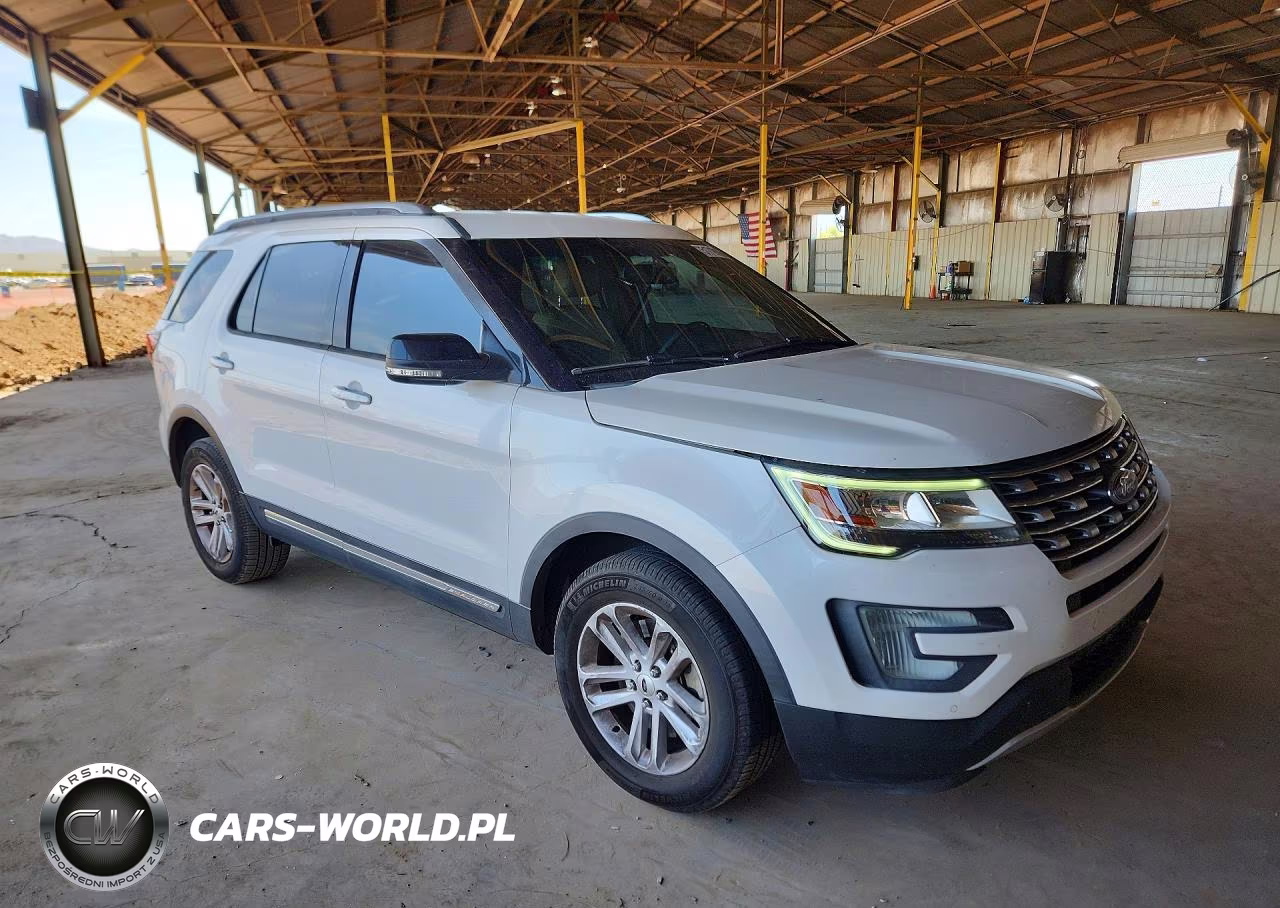 2016 Ford Explorer Xlt VIN:1FM5K7DH2GGC72202 - 4