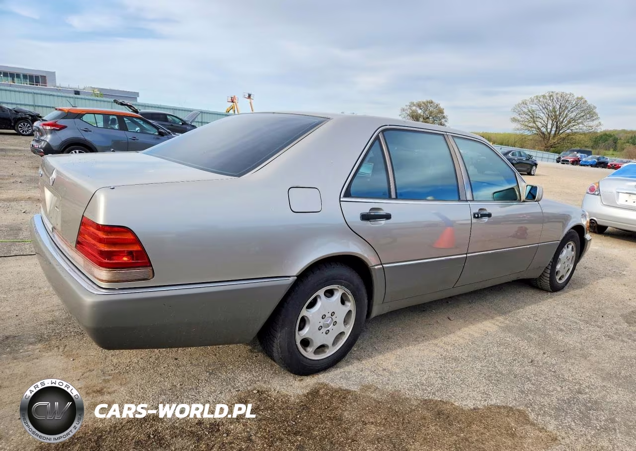 1994 Mercedes Benz S 420 VIN:WDBGA43E1RA145743 - 3