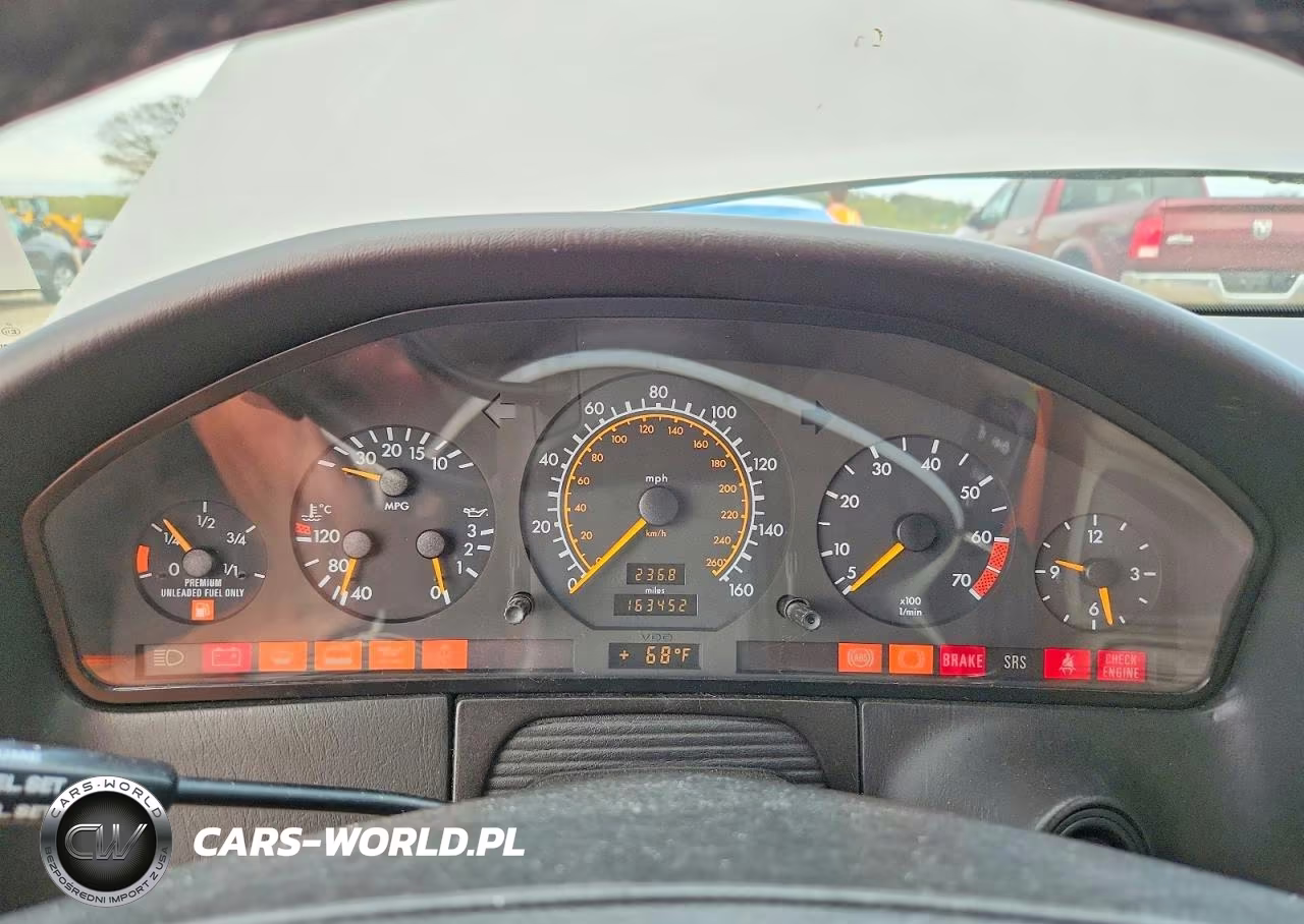 1994 Mercedes Benz S 420 VIN:WDBGA43E1RA145743 - 9