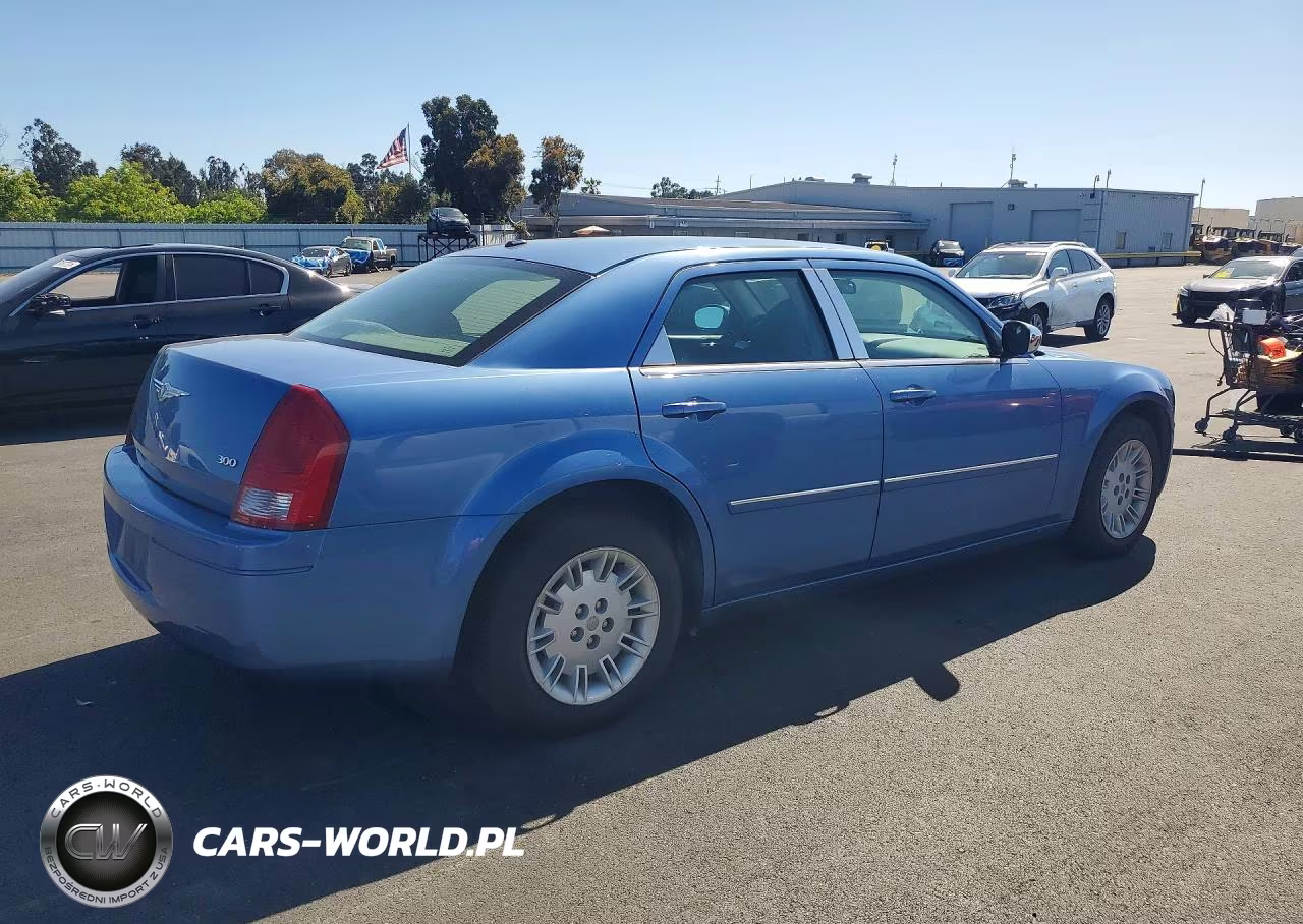 2007 Chrysler 300 VIN:2C3KA43R87H710586 - 3