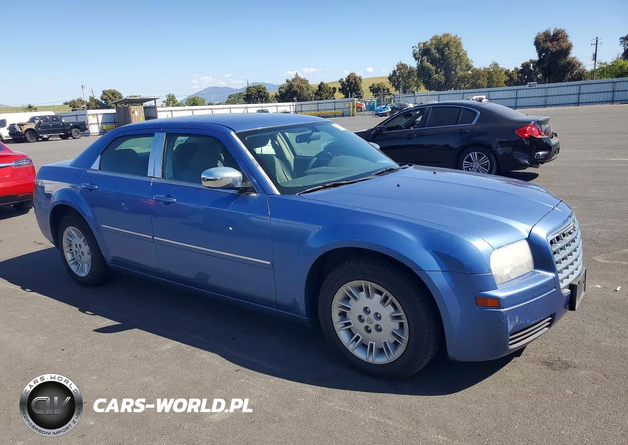 2007 Chrysler 300 VIN:2C3KA43R87H710586 - 4