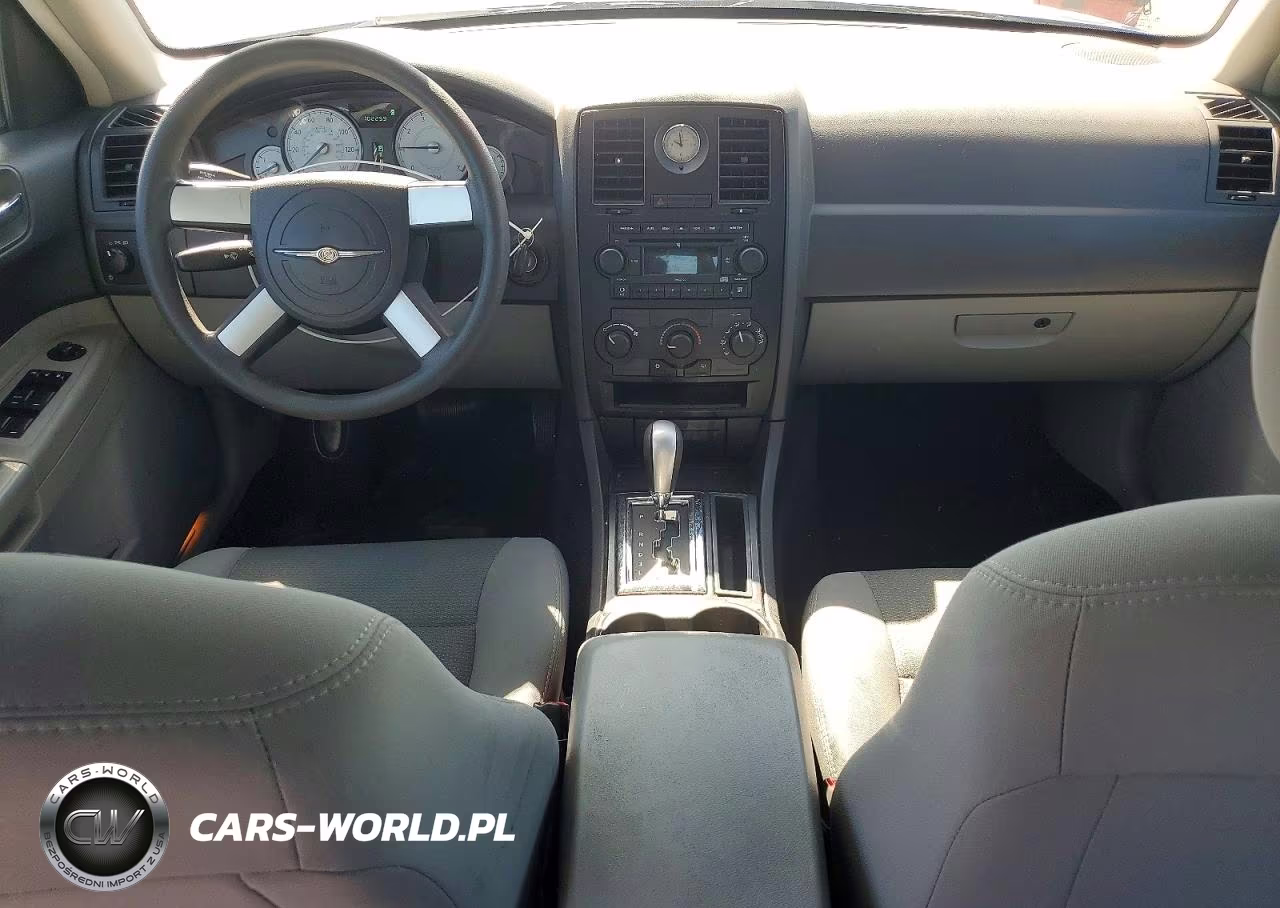 2007 Chrysler 300 VIN:2C3KA43R87H710586 - 8