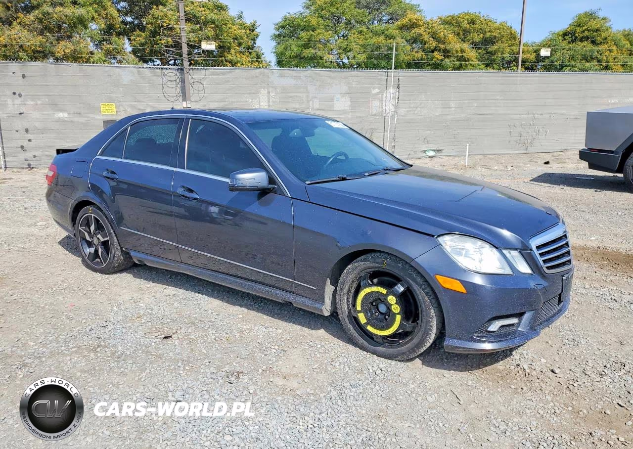 2011 Mercedes-Benz E 550 VIN:WDDHF7CBXBA417281 - 4
