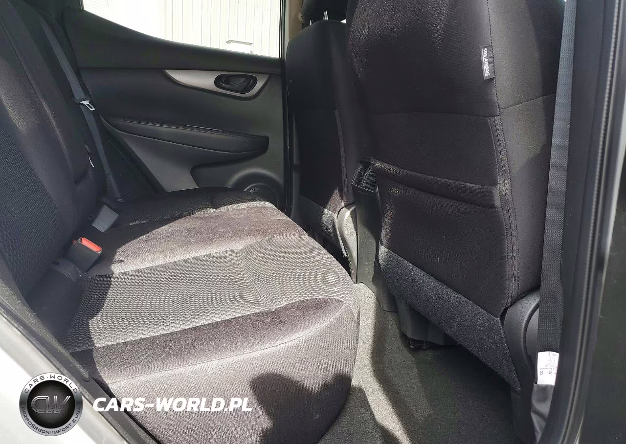 2020 Nissan Rogue Sport S VIN:JN1BJ1CW9LW386580 - 11
