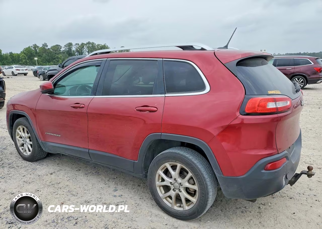 2014 Jeep Cherokee Latitude VIN:1C4PJLCB3EW120504 - 2