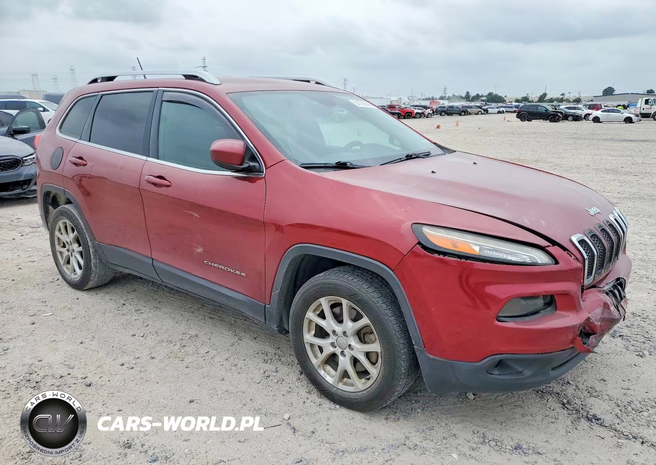 2014 Jeep Cherokee Latitude VIN:1C4PJLCB3EW120504 - 4