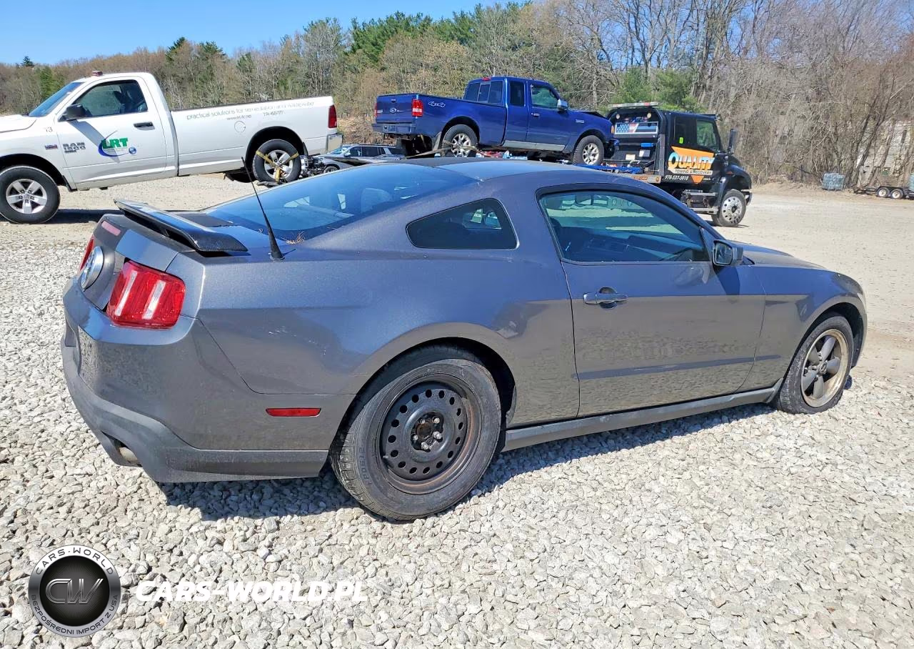 2011 Ford Mustang VIN:1ZVBP8AM4B5153018 - 3