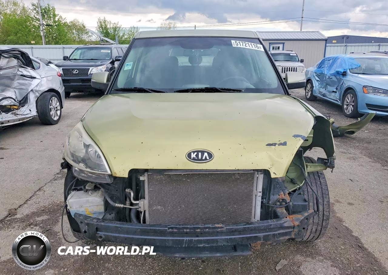 2012 Kia Soul + VIN:KNDJT2A69C7402377 - 5