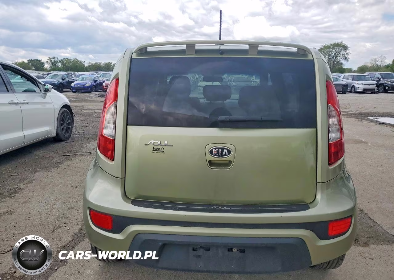 2012 Kia Soul + VIN:KNDJT2A69C7402377 - 6