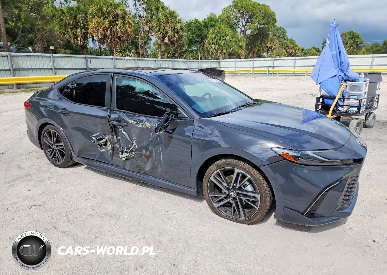 2026 Toyota Camry Xse VIN:4T1DAACK8TU700732 - 4