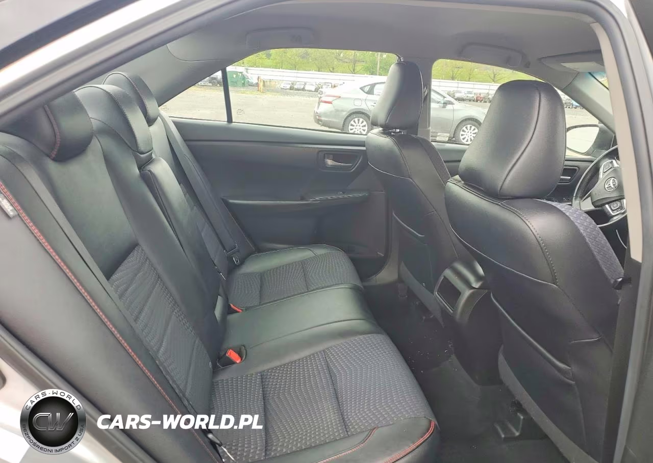 2015 Toyota Camry Se VIN:4T1BF1FK0FU881673 - 10
