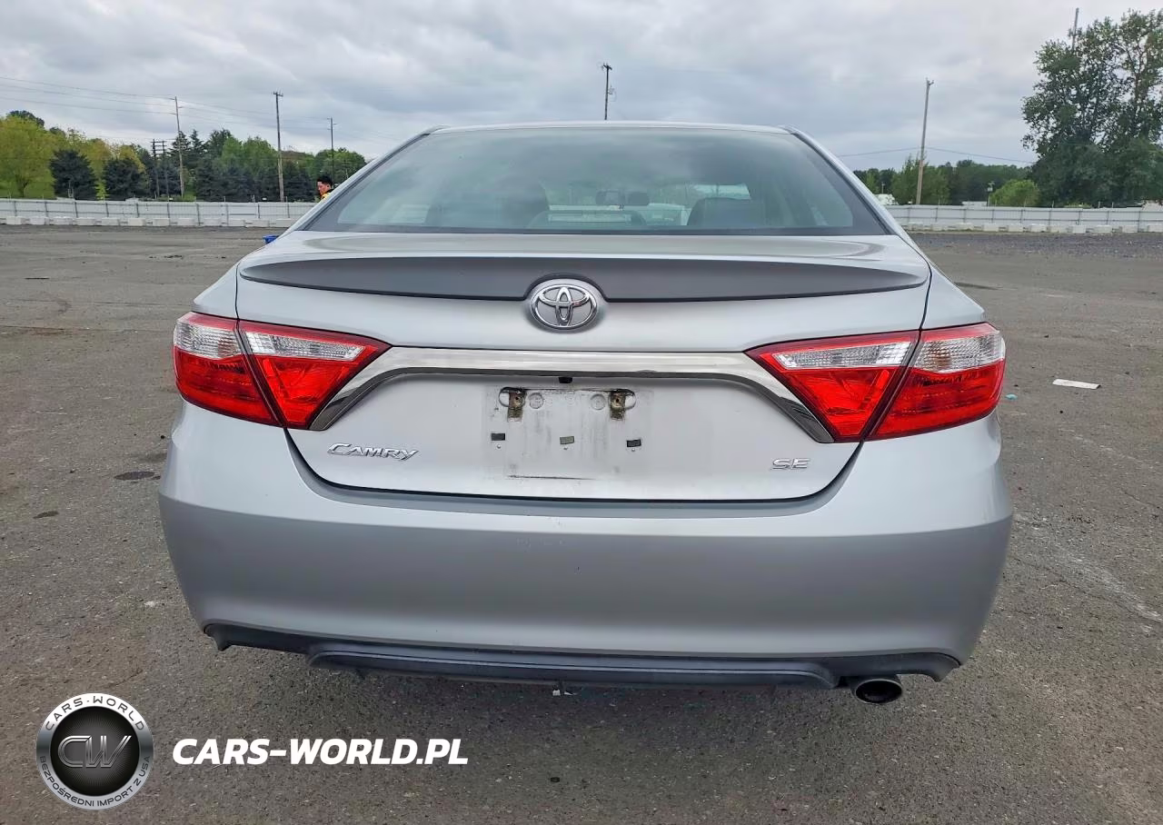 2015 Toyota Camry Se VIN:4T1BF1FK0FU881673 - 6