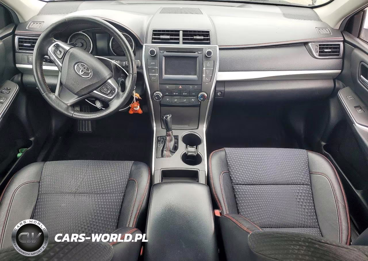 2015 Toyota Camry Se VIN:4T1BF1FK0FU881673 - 8