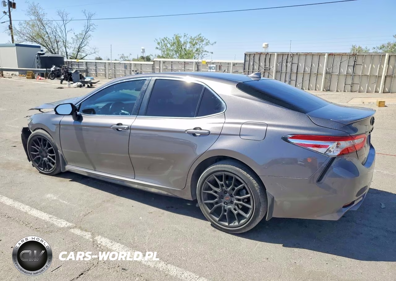 2020 Toyota Camry Se VIN:4T1G11AK0LU984521 - 2