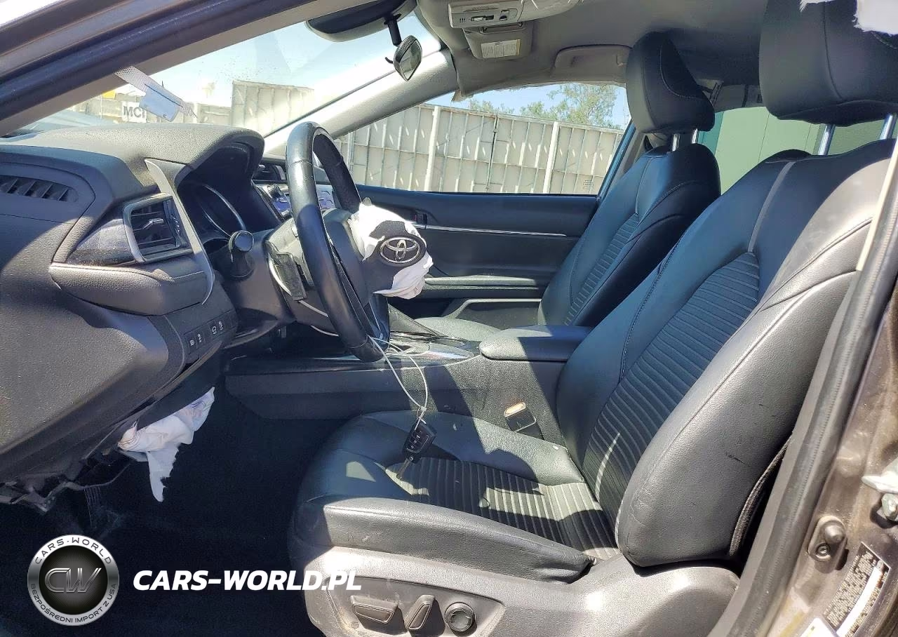 2020 Toyota Camry Se VIN:4T1G11AK0LU984521 - 7