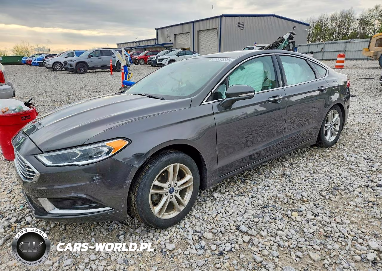 2018 Ford Fusion Se VIN:3FA6P0HD1JR187107 - 1
