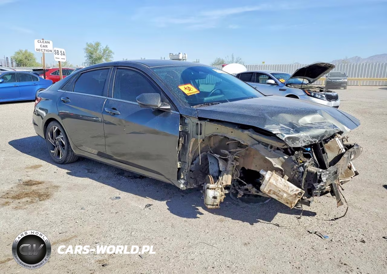 2024 Hyundai Elantra Limited VIN:KMHLP4DGXRU737747 - 4