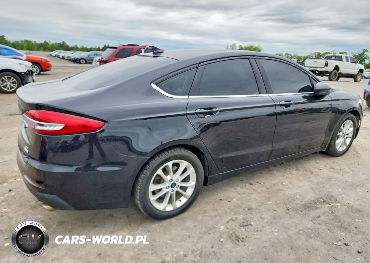 2019 Ford Fusion Se VIN:3FA6P0HD4KR194537 - 3